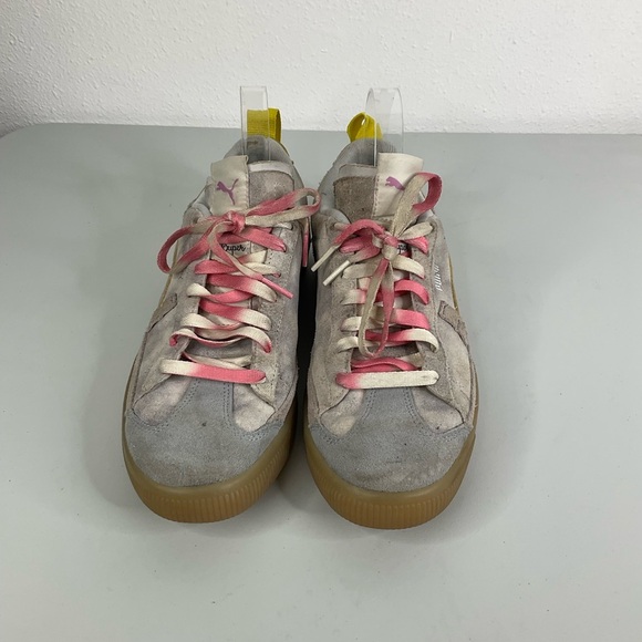 Puma Suede Sneakers Size 7.5 - Picture 2 of 7